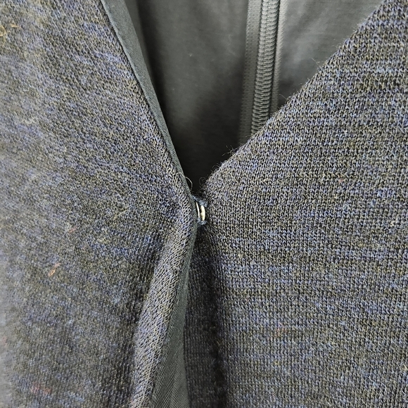 Brooks Brothers Navy Blue Wool Blend V-Neck Wrap Dress Size 10 - Picture 3 of 10